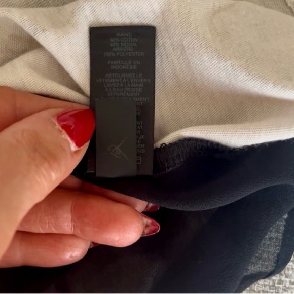 Express Graphic Print Women's Top - Cream w/ 🌸 embroidery - Picture 11 of 11